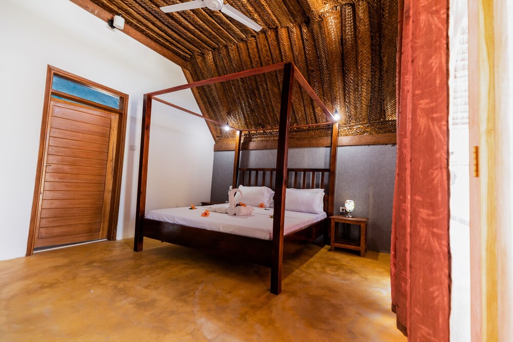 Comfort Double Room, 1 Queen Bed, Patio, Pool View photo 3
