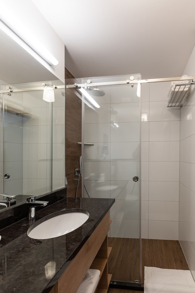 Deluxe Double Room, 1 Bedroom photo 2