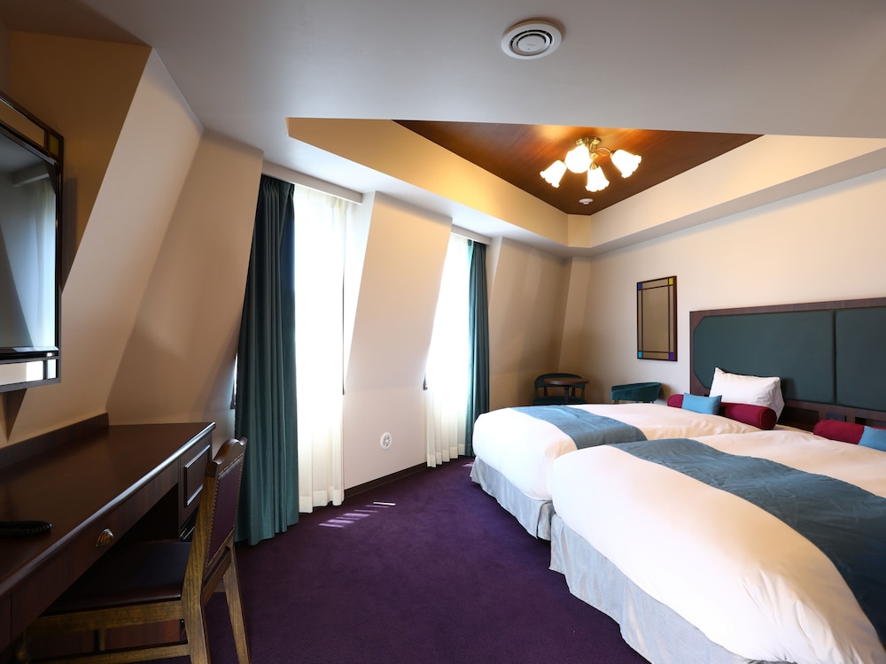 Deluxe Twin Room, 2 Bedrooms, Non Smoking, Corner photo 1