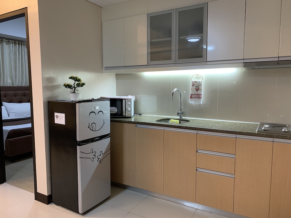 Room, 1 Bedroom, Kitchenette photo 2