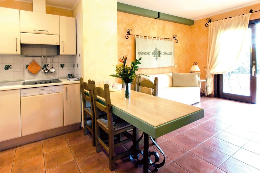 Apartment, 1 Bedroom, Kitchenette - Photo 7