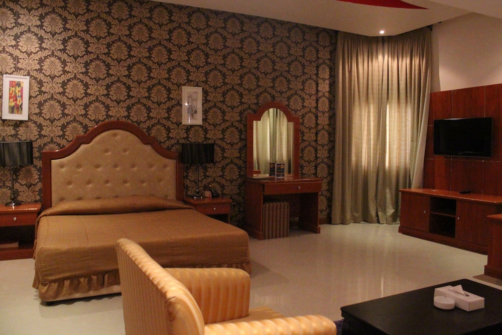 Standard Suite