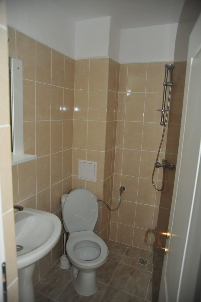 Standard Triple Room photo 3