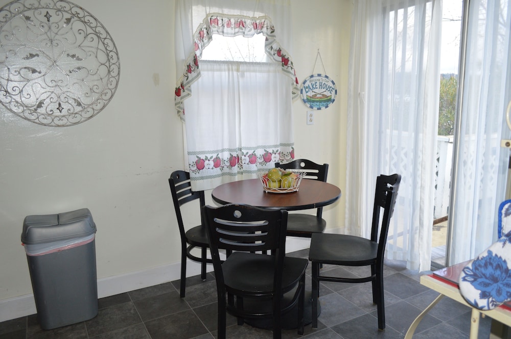 The Lakehouse #5 photo 3