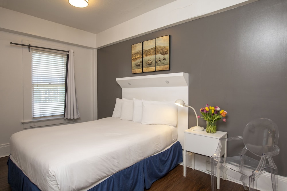 Standard Double Room, Ensuite - Photo 5