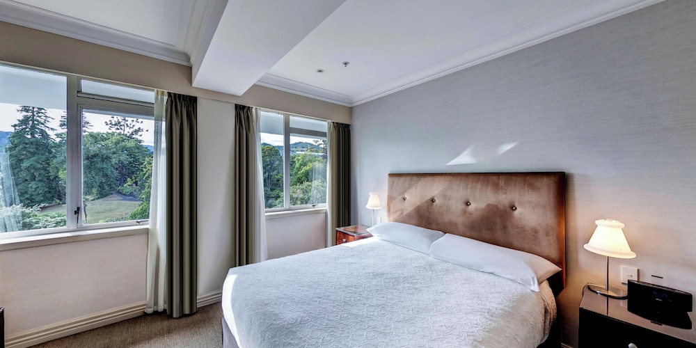 Deluxe Suite, 1 King Bed