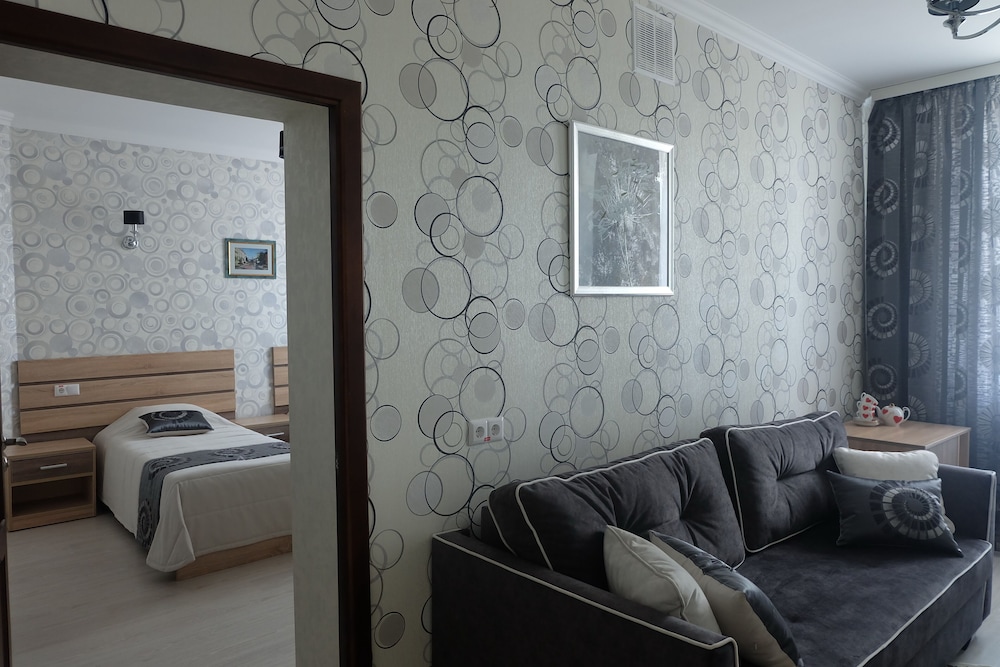 Family Triple Room (Standard)