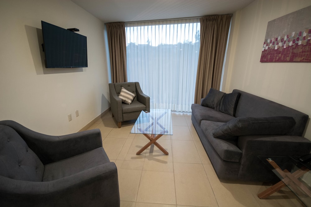 Premium Suite, 2 Bedrooms photo 3