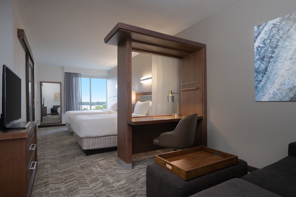 Suite, Multiple Beds