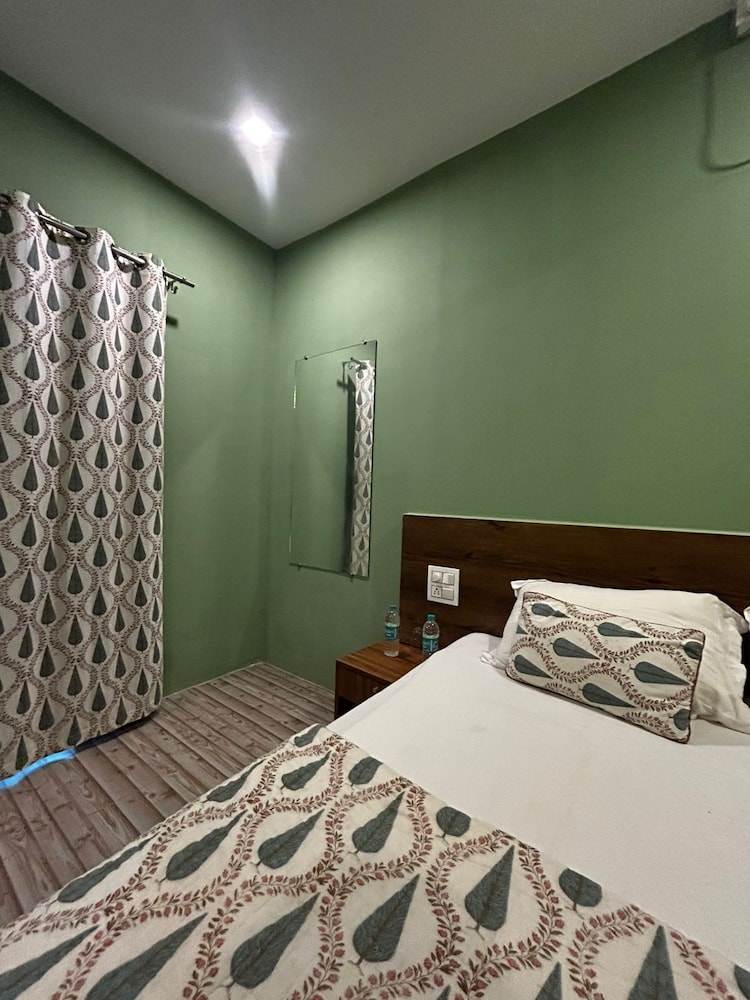 Double or Twin Room with Balcony