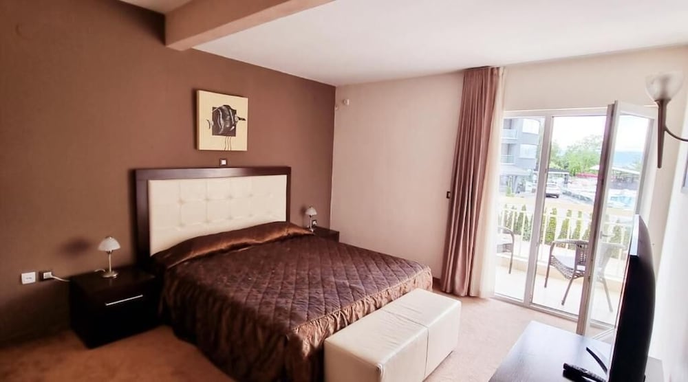 Standard Double Or Twin Room - Photo 1