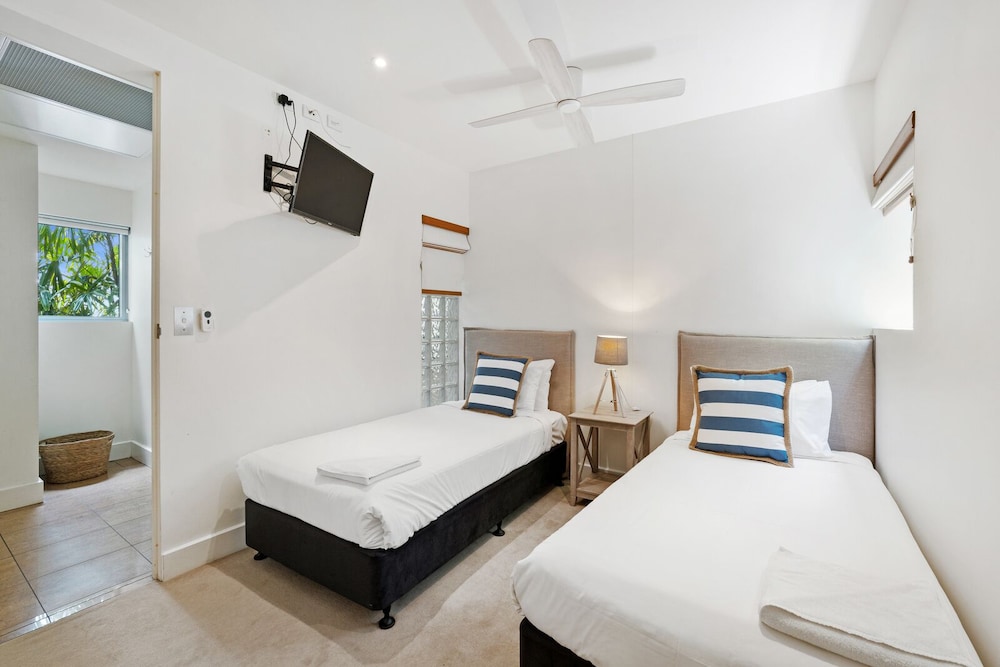 Executive Apartment, 2 Bedrooms, Private Pool photo 3