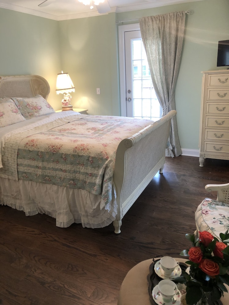 Room 16