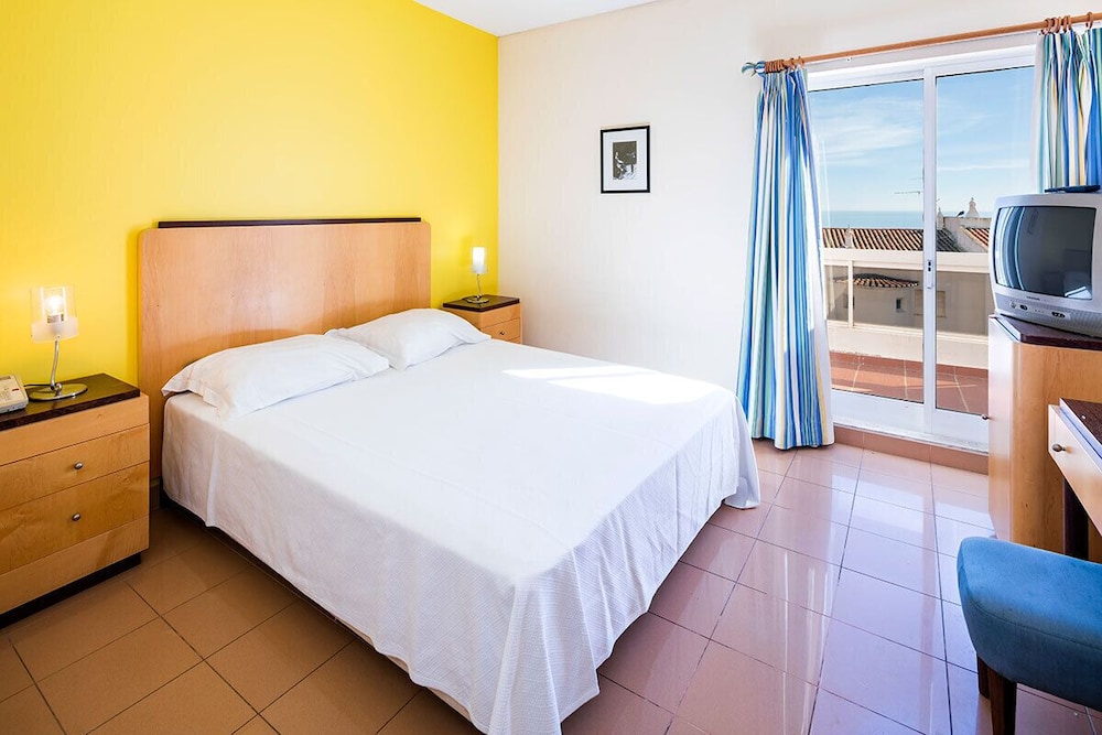 Double Room, City View - Photo 8