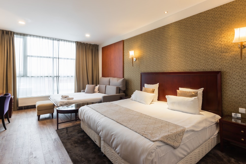 Family Triple Room