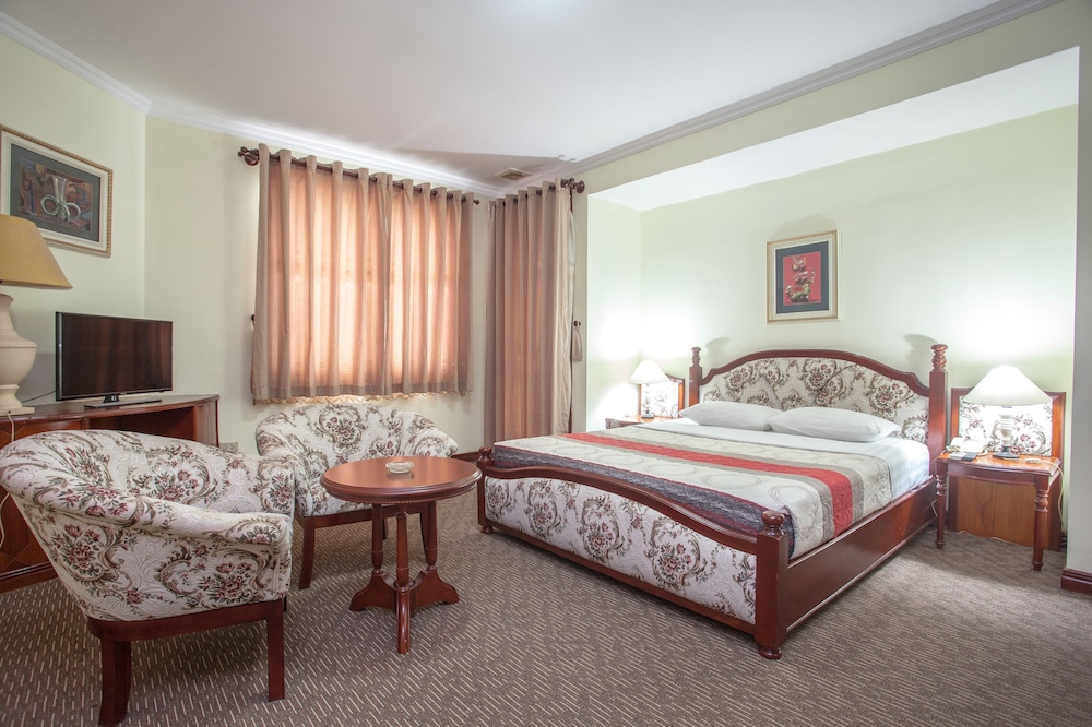 Double Suite