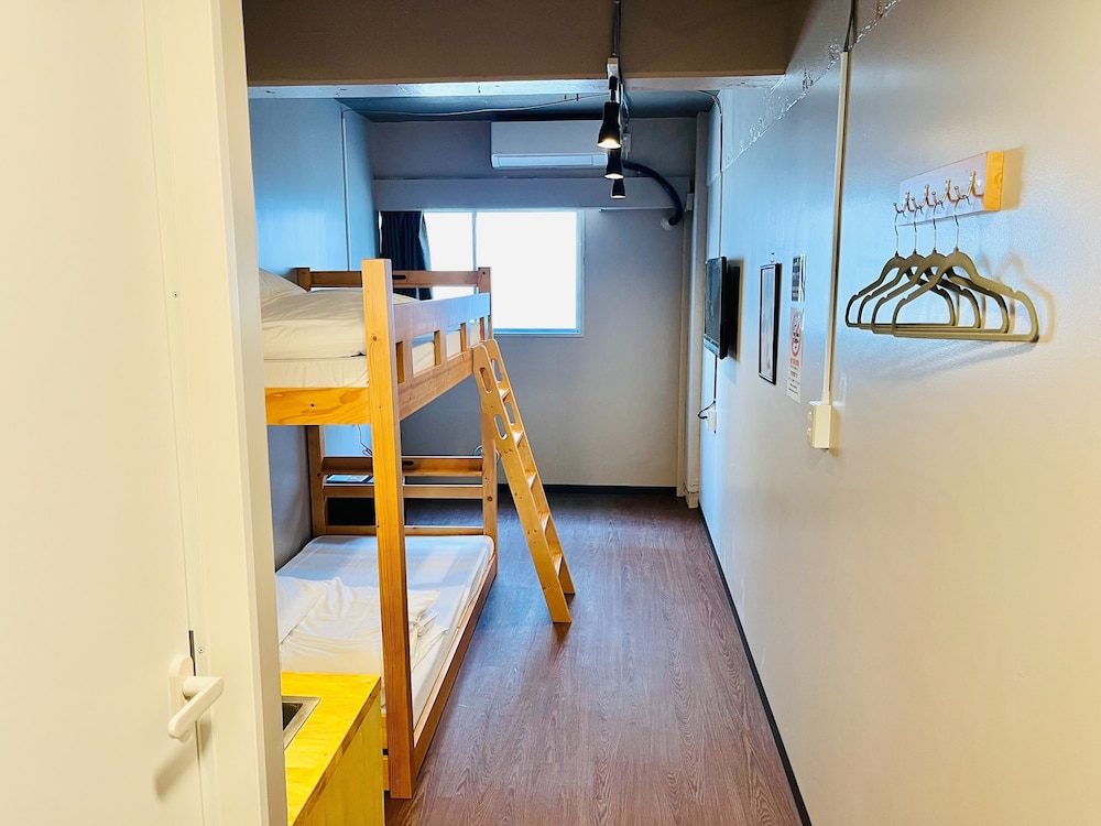 Standard Twin Room photo 2