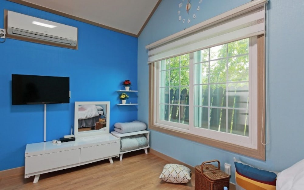 Room (Small 2 (Individual Terrace)) photo 3