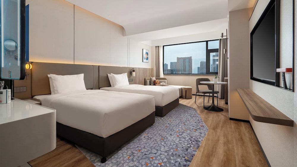 2 Double Standard High Floor photo 1
