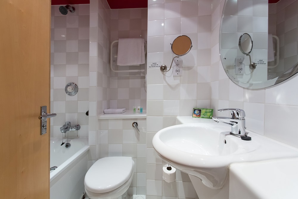 Standard Double Room - Photo 3
