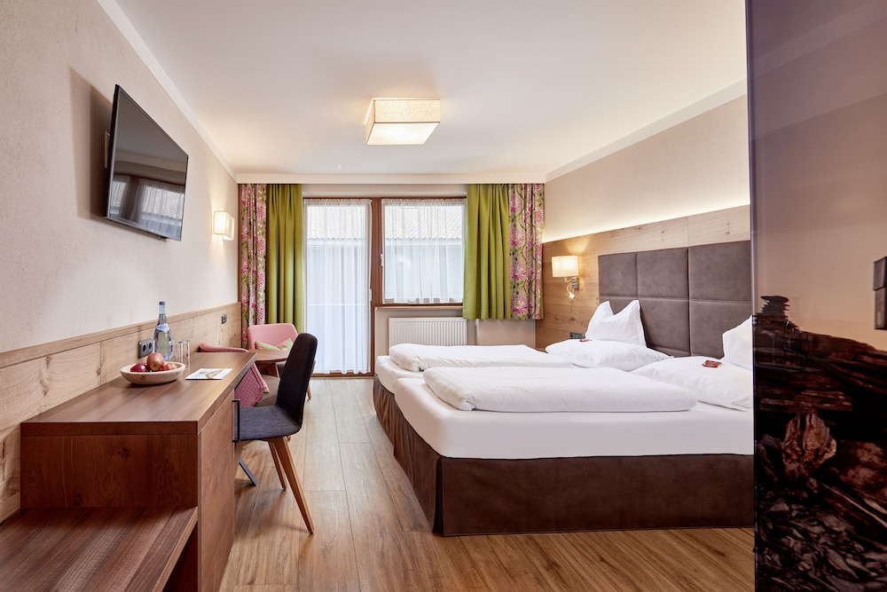 Doppelzimmer Berglust mit Balkon photo 3