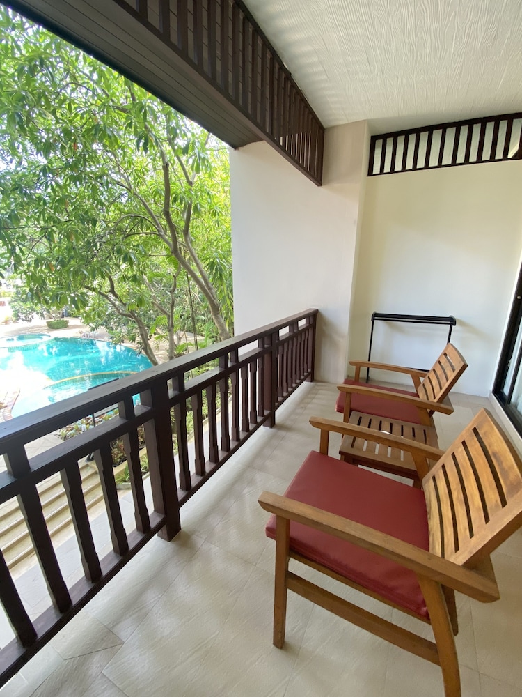 Deluxe Twin Room - Photo 7
