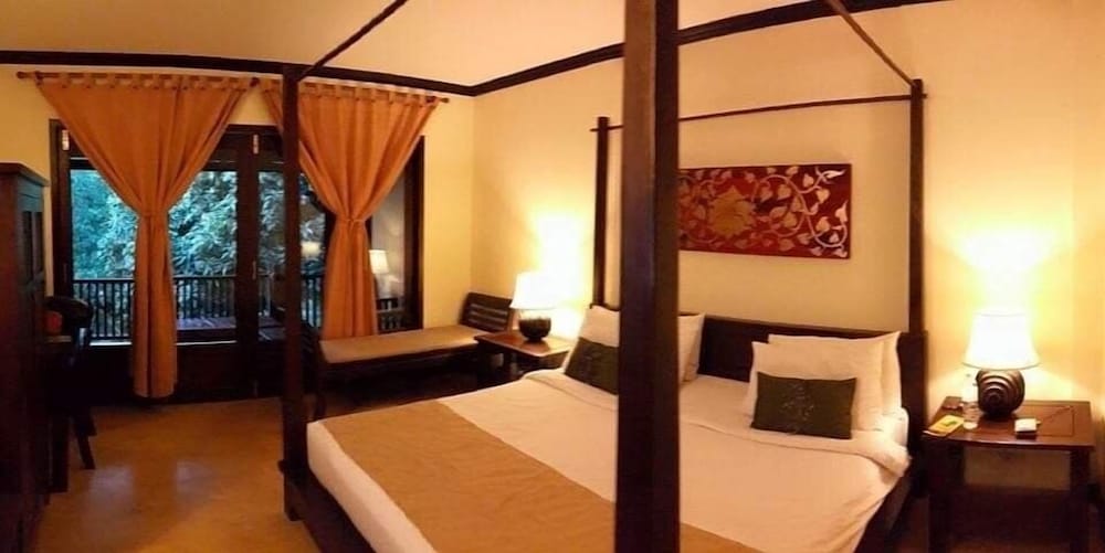 Deluxe Room with Garden View - Photo 12