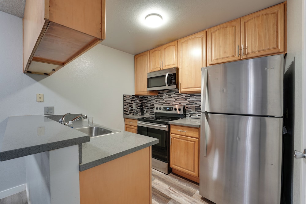 Apartment (2 Bedrooms) photo 2