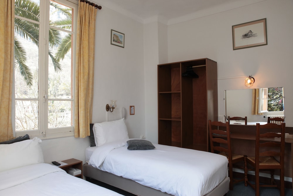 Standard Triple Room photo 3