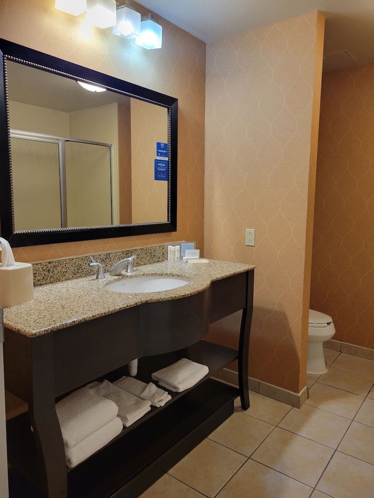 King Studio Suite