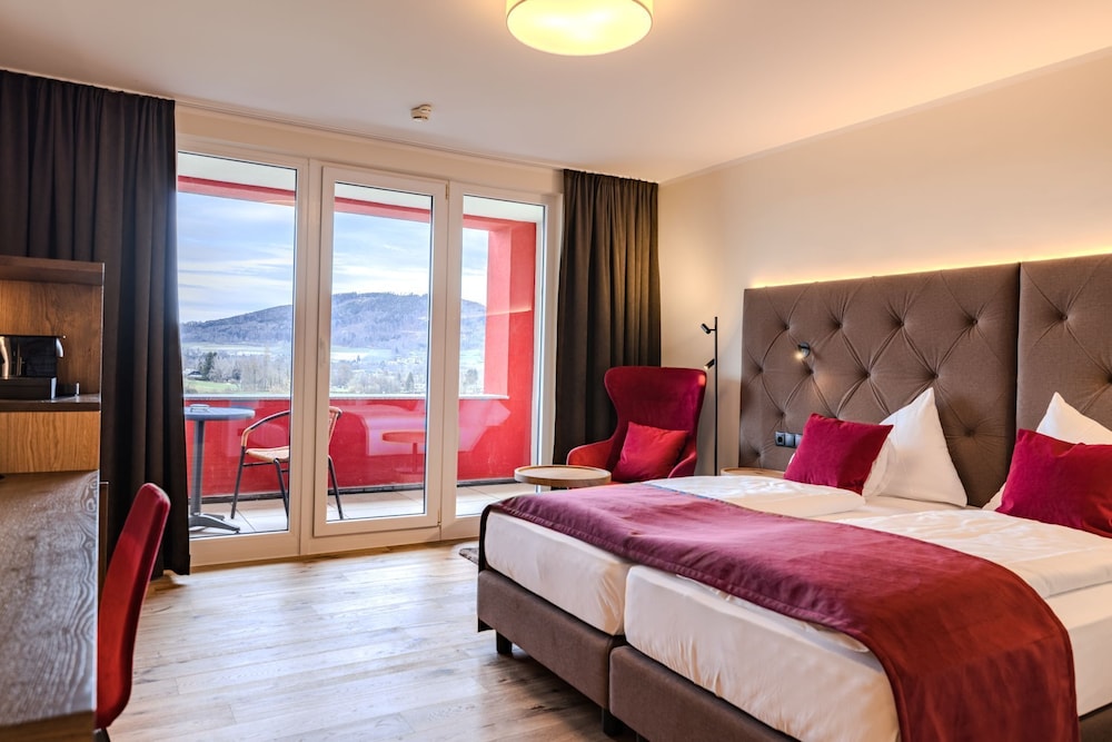 Comfort Double Room, Balcony, Golf View photo 3
