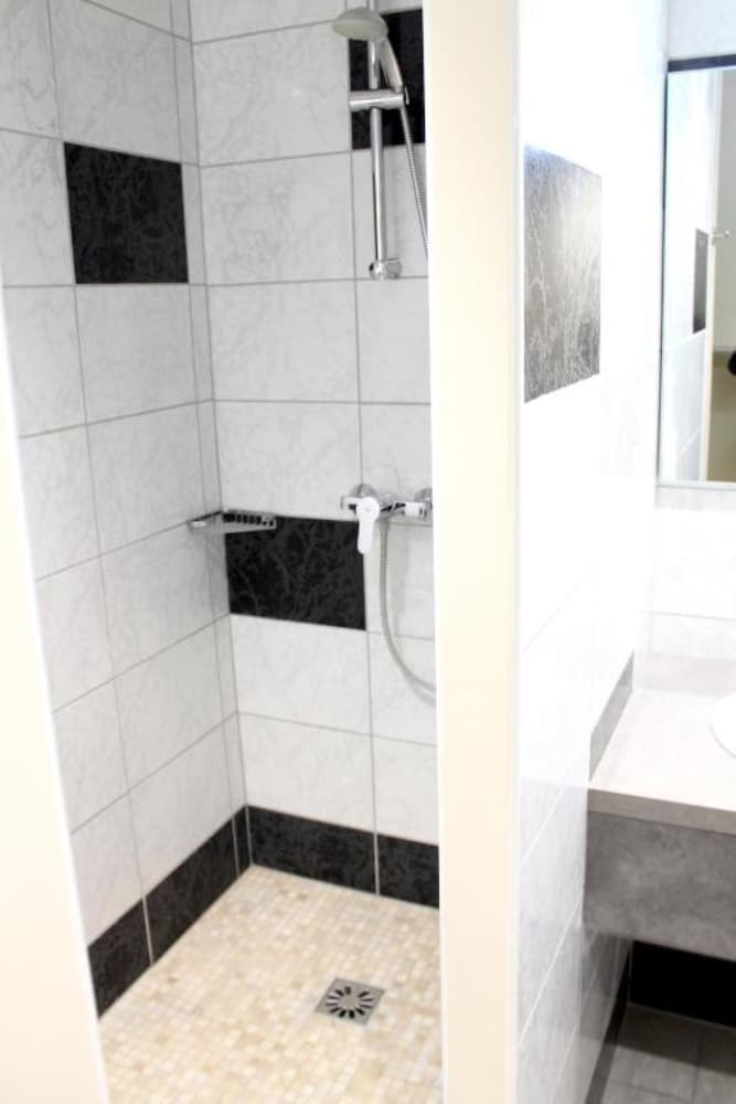 Comfort Double Room (with bath) photo 2