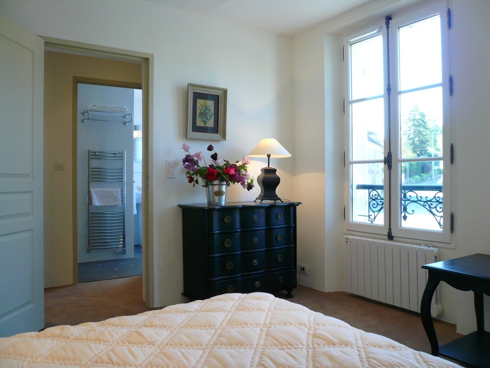 Comfort Room photo 3