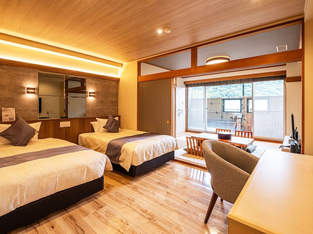 Modern Japanese-Western room, Non-smoking