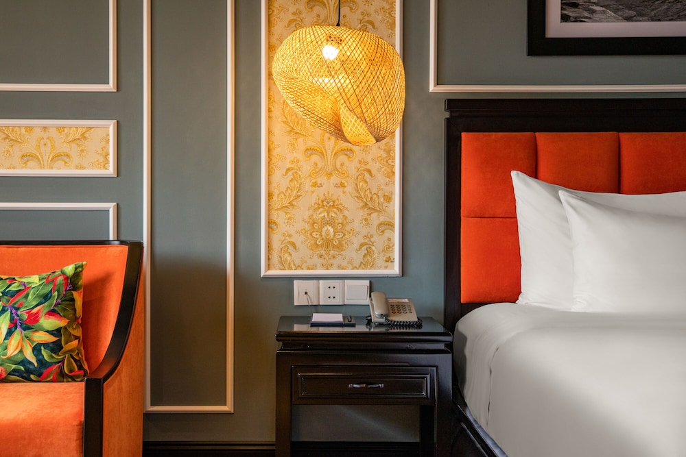 Deluxe Room, Balcony, City View photo 3