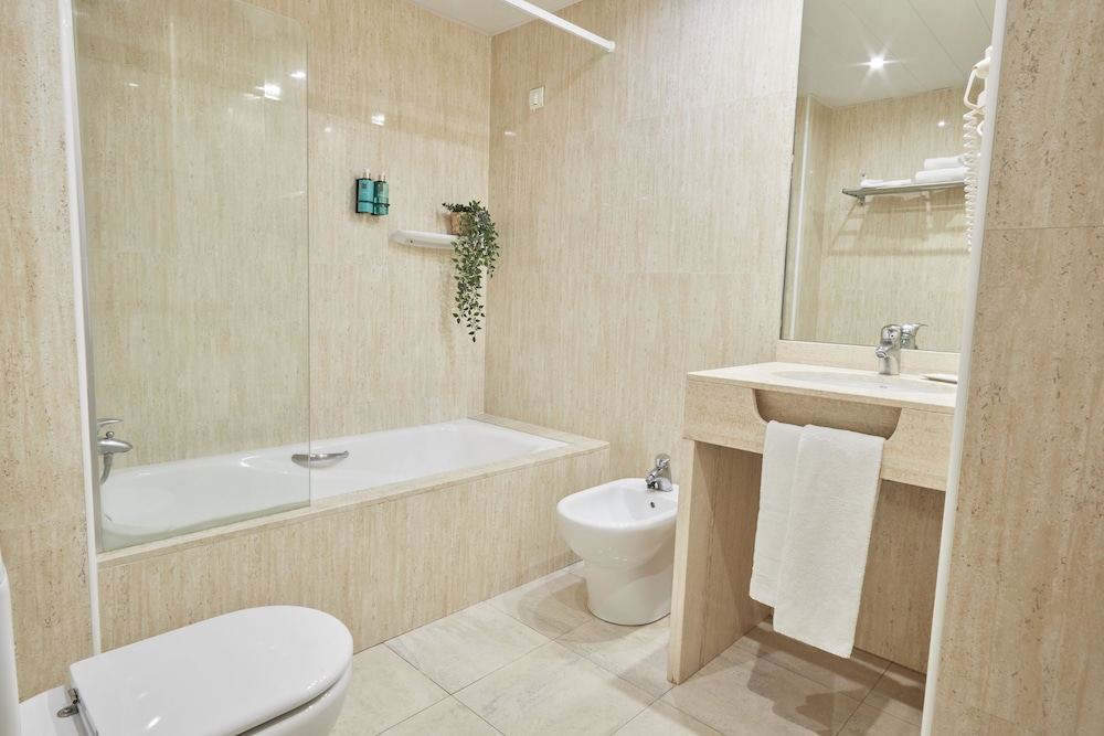 Superior Double Room, Sea View - Photo 4