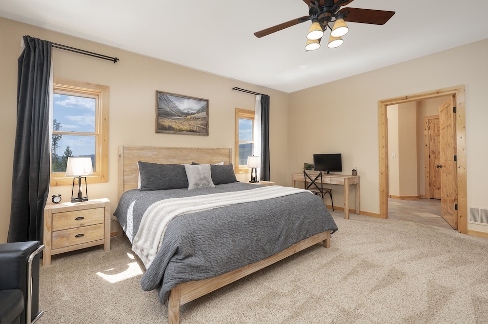 Cabin, 4 Bedrooms photo 1