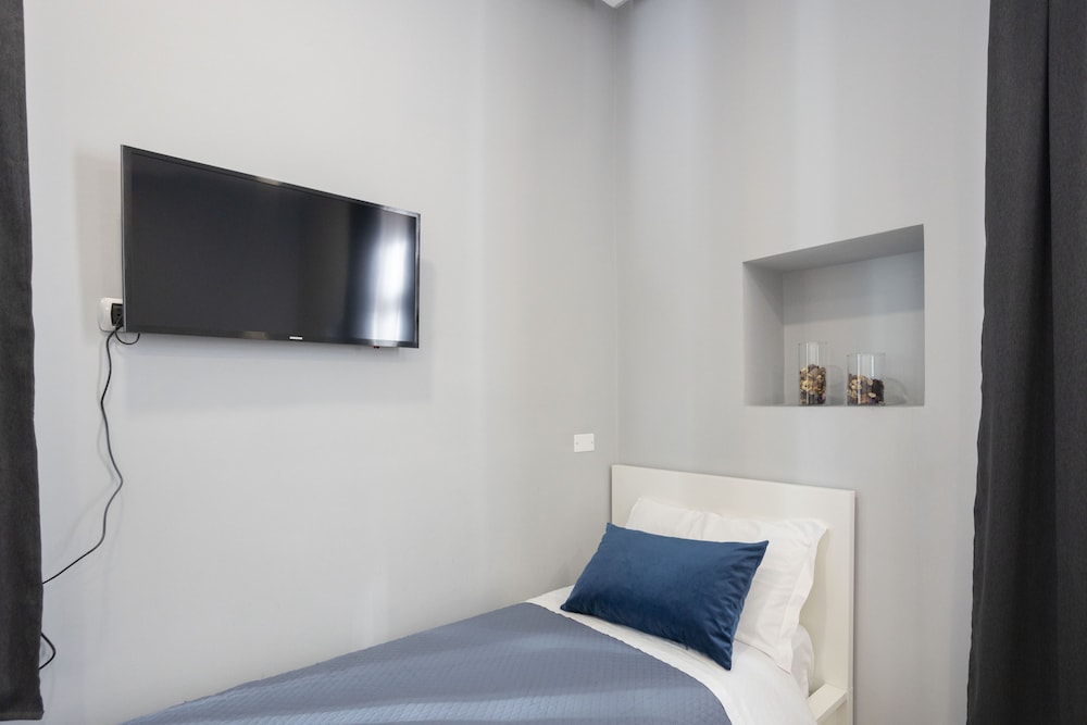 Deluxe Triple Room photo 2