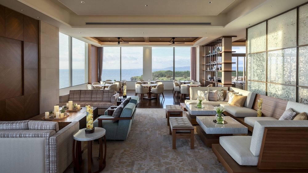 Classic Room, 2 Twin Beds, Club Lounge Access, Ocean View (Private Terrace) - Photo 27
