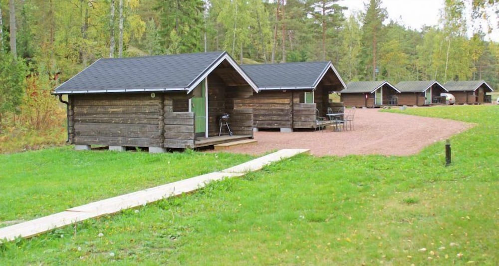 Family Cabin photo 2