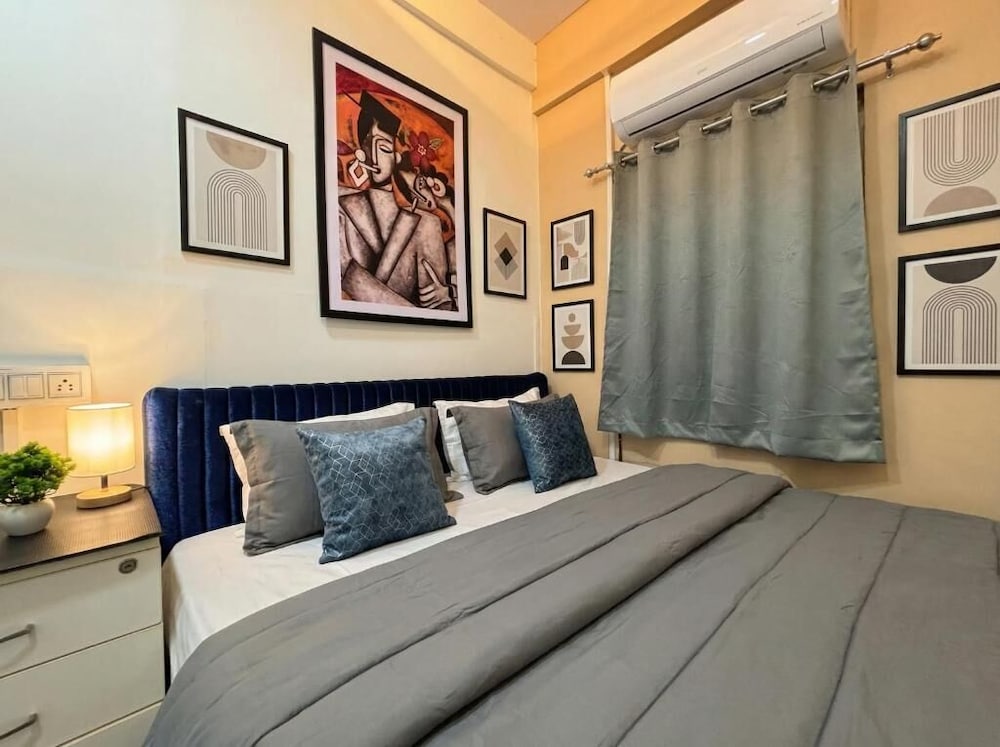 Deluxe Double Room, City View