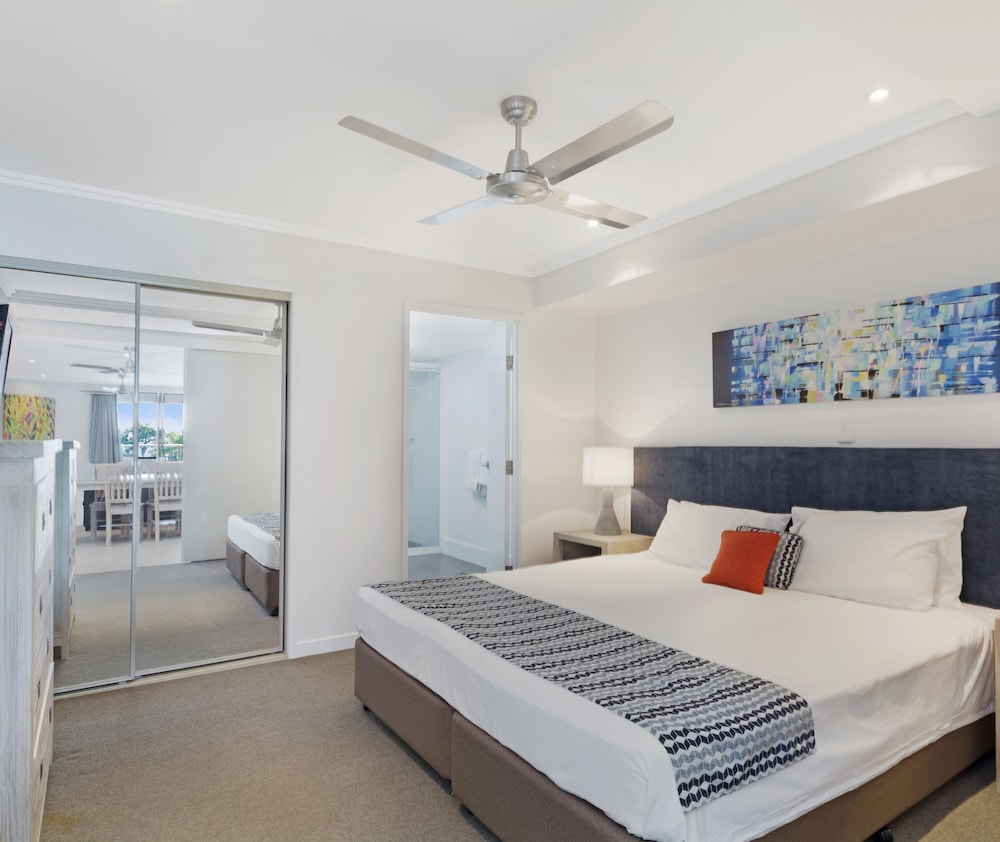 Apartment, 3 Bedrooms, Ocean View - Photo 14