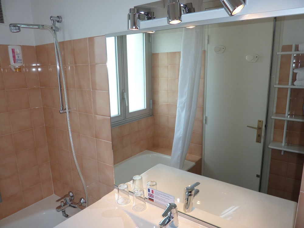Superior Triple Room, Countryside View photo 3