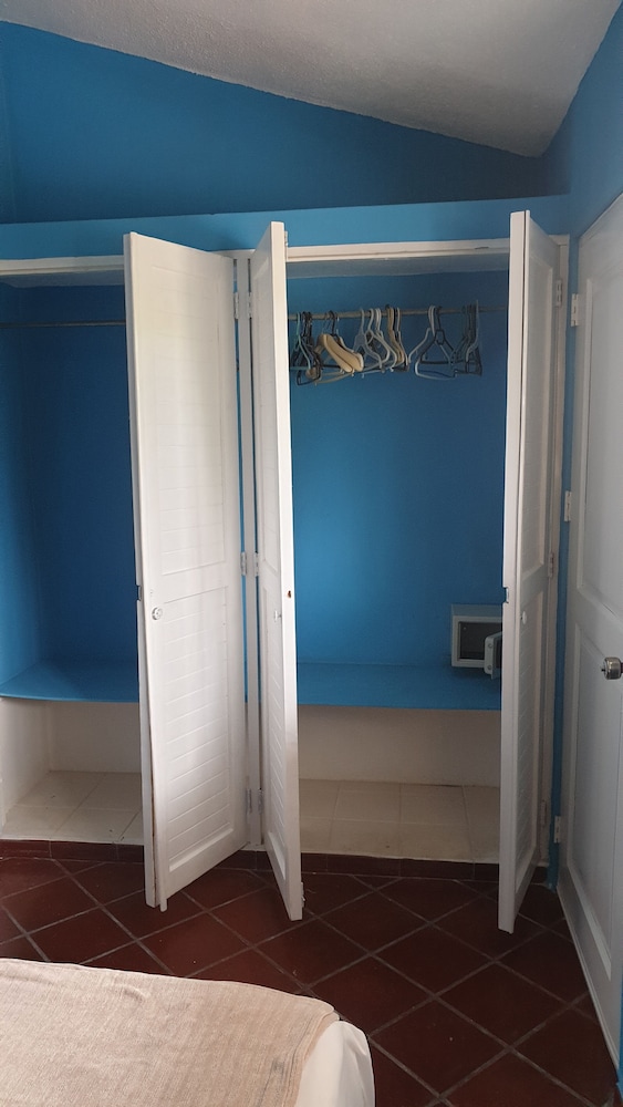 Larimar photo 2