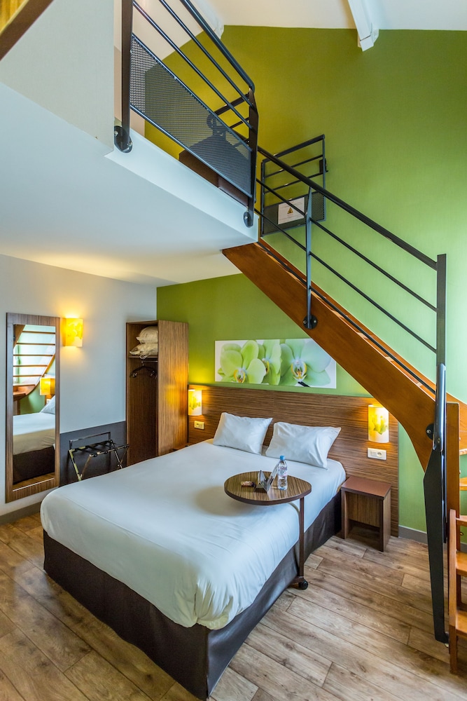 Standard Room, 1 Double Bed - Photo 8
