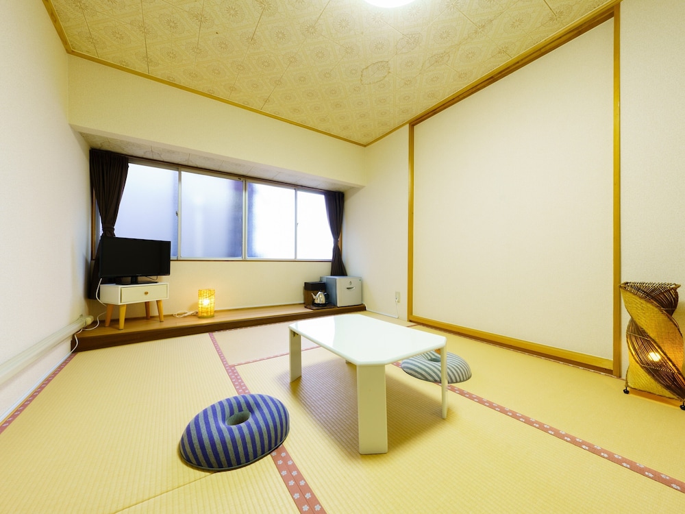 (Shichifukuza, Uchikoza) Japanese Style Room, 6 tatami , Non Smoking photo 1