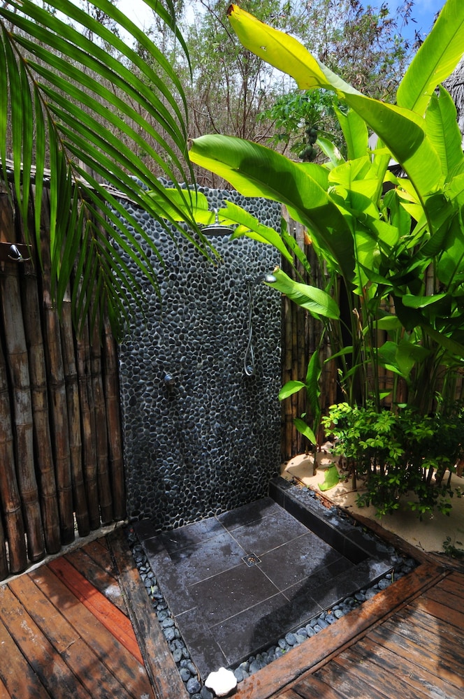 Premium Villa, 2 Bedrooms, Beachfront photo 3