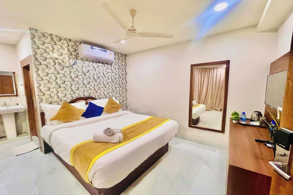 Executive Room - Photo 1