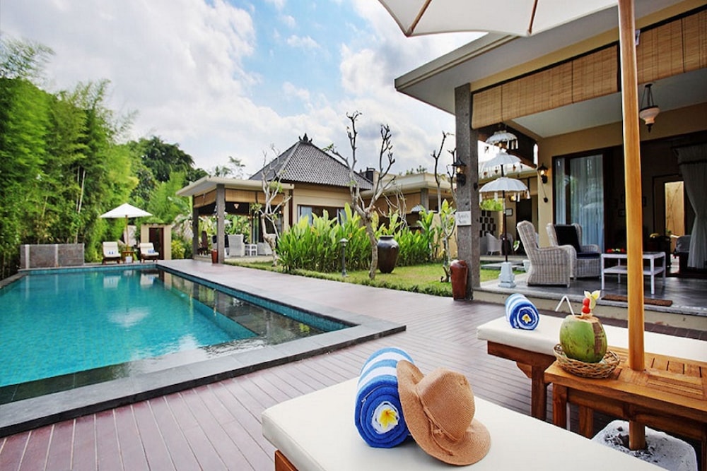 Luxury Villa, 2 Bedrooms, Private Pool, Poolside - Photo 10
