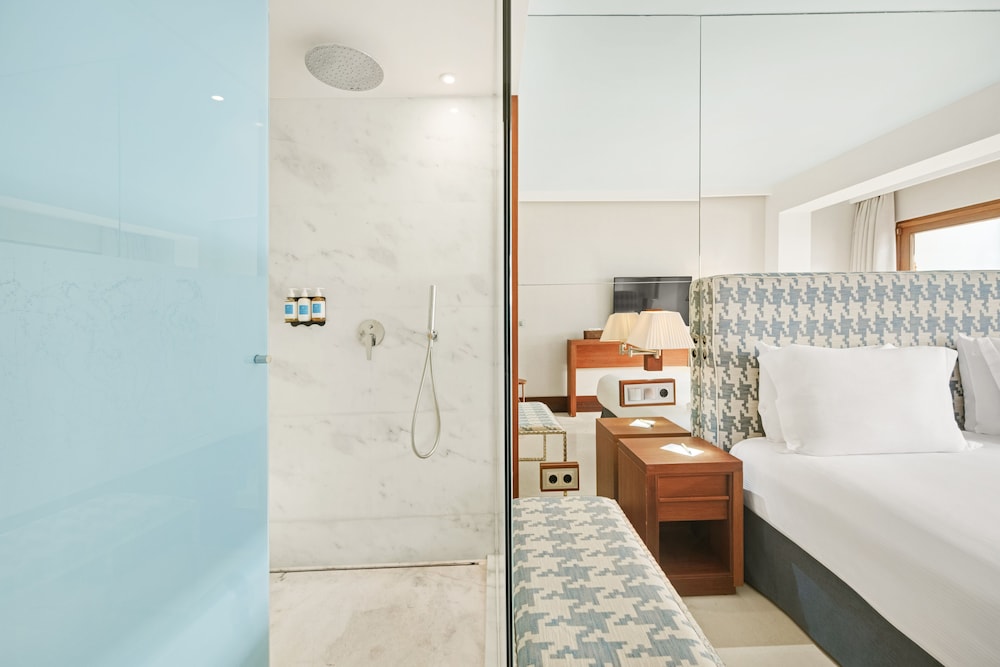 Double Room, Partial Sea View - Photo 15